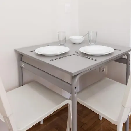 Stylish New Paradise Apt For 2 In Marousi 雅典 Exterior photo