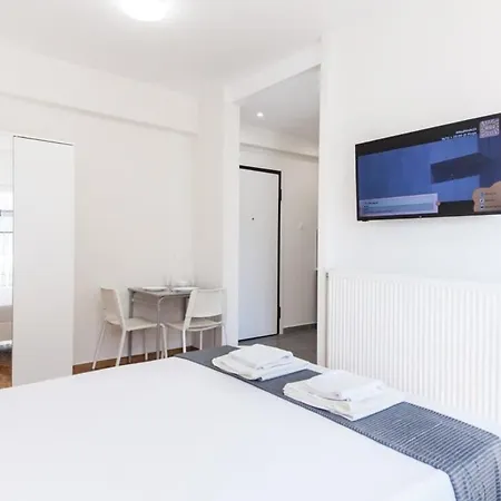 Stylish New Paradise Apt For 2 In Marousi 雅典 Exterior photo