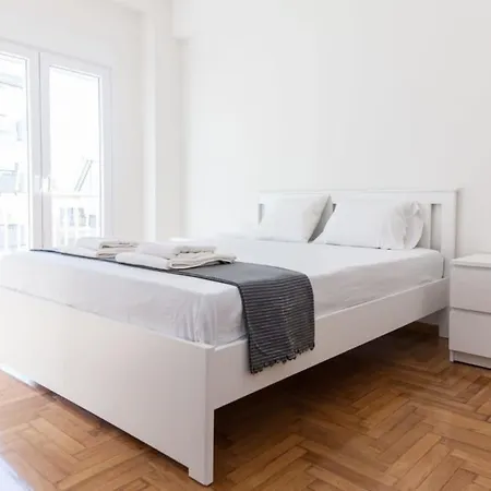 Stylish New Paradise Apt For 2 In Marousi 雅典 Exterior photo