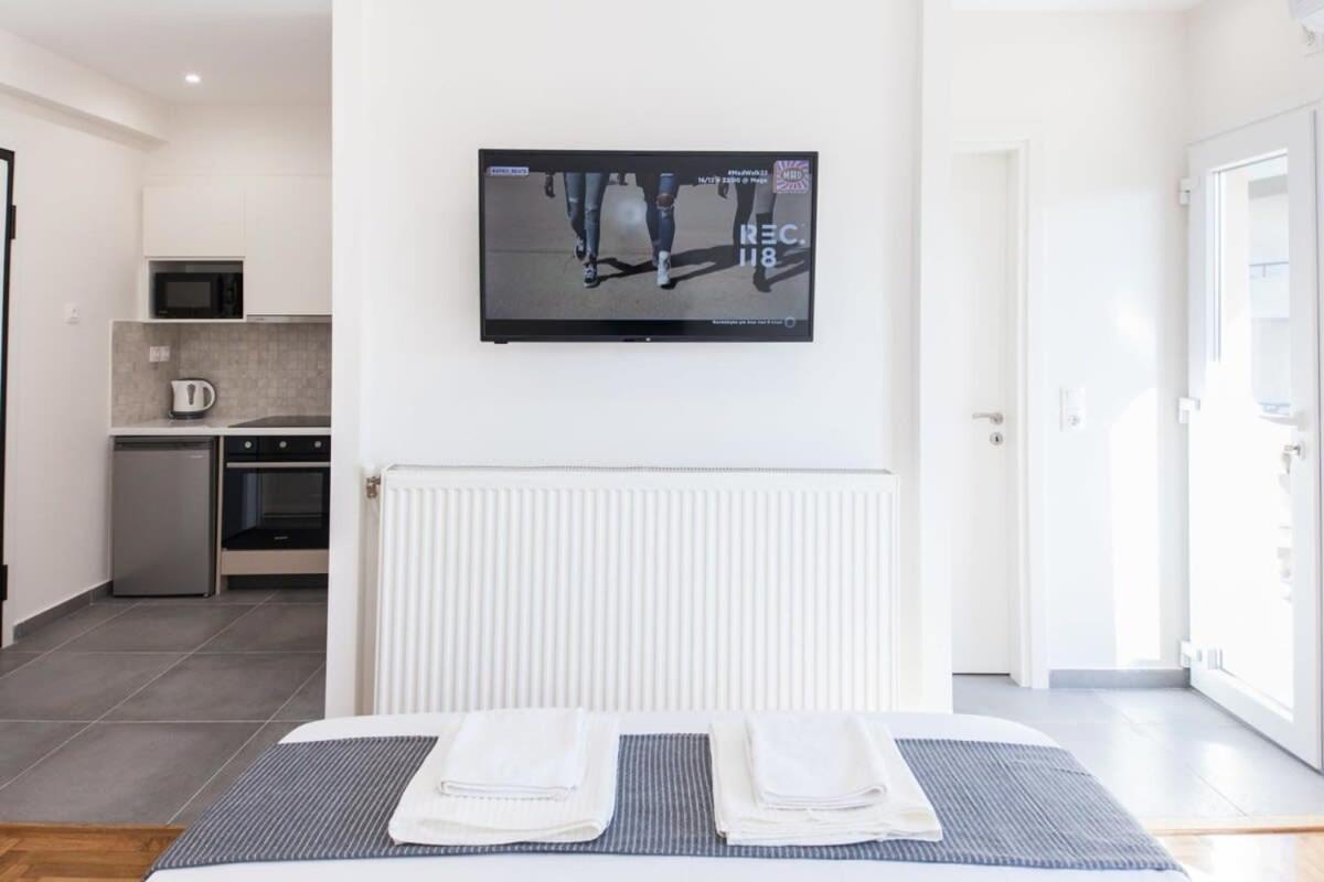 Stylish New Paradise For 2 In Marousi *